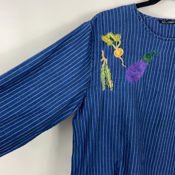 Zara Trafuluc Pinstripe Embroidered Veggies Chambray Top size S - Picture 5 of 13